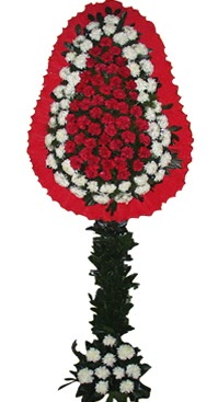 Çift katlı düğün nikah açılış çiçek modeli  Kıbrıs internetten çiçek satışı 